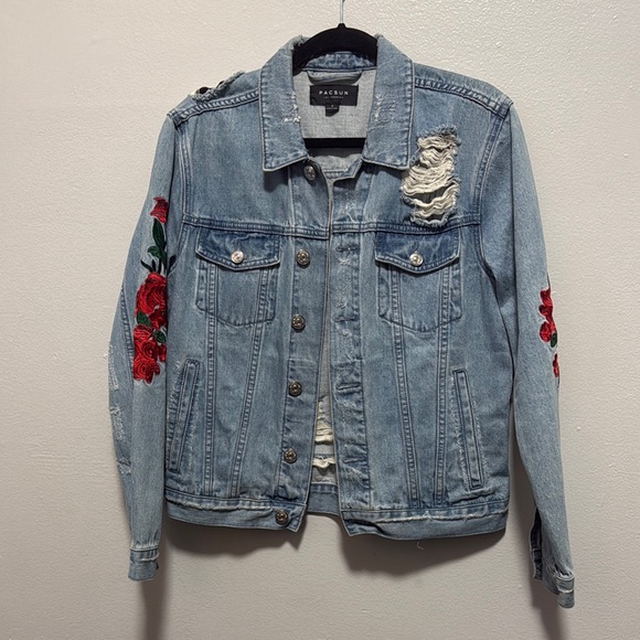 PacSun Light Blue Jean Jacket with Floral Embroidery - Picture 7 of 10